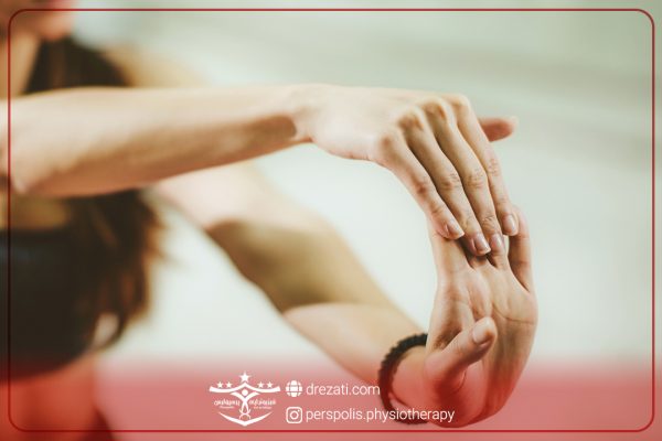 علت درد دست چیست؟